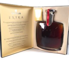 CAMUS EXTRA カミュ エクストラ エレガンス 700ml 40%