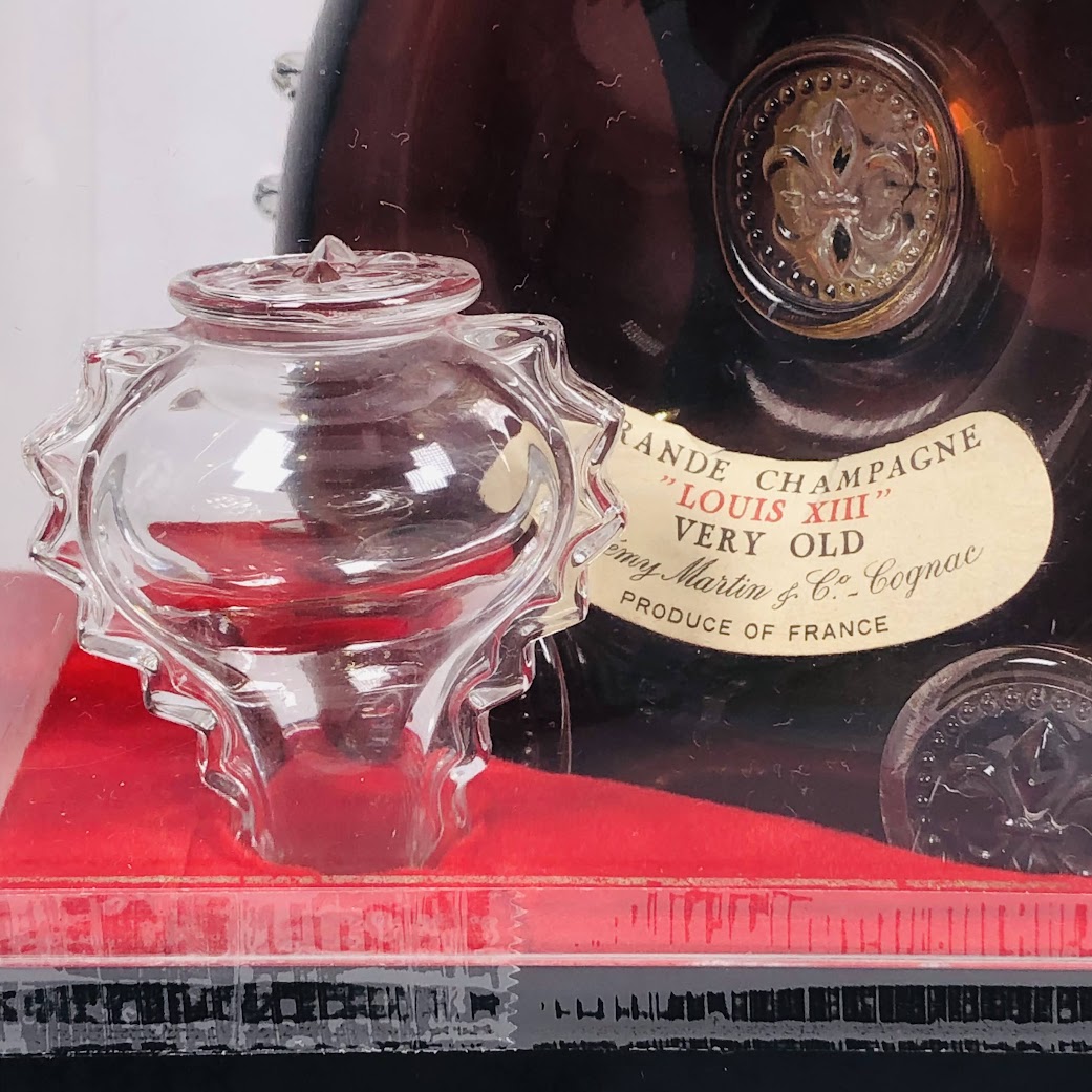ルイ13世_レミーマルタン_ベリーオールド_700ml_替え栓・箱付き_クリアケース2