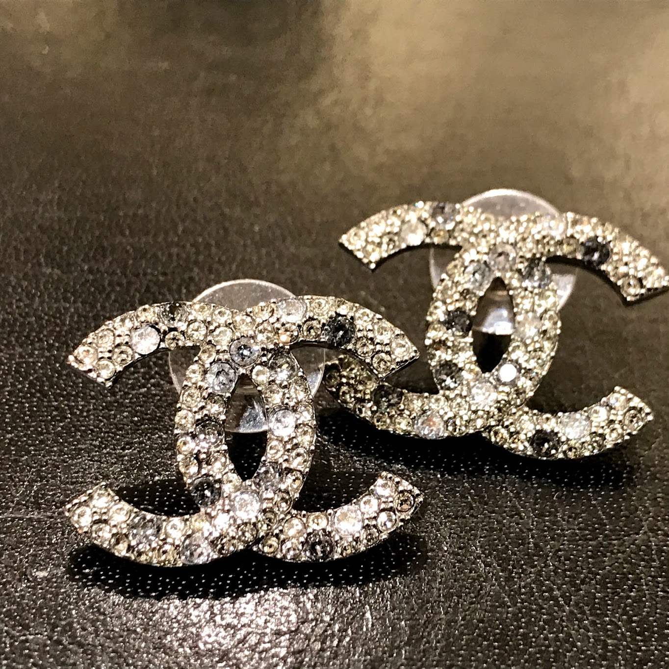 シャネル ピアス CC ロゴピアス
