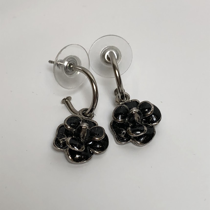 シャネル カメリア ピアス 買取 まねきや京都四条本店