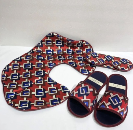 GUCCI トラベルセット 阪急三番街 買取