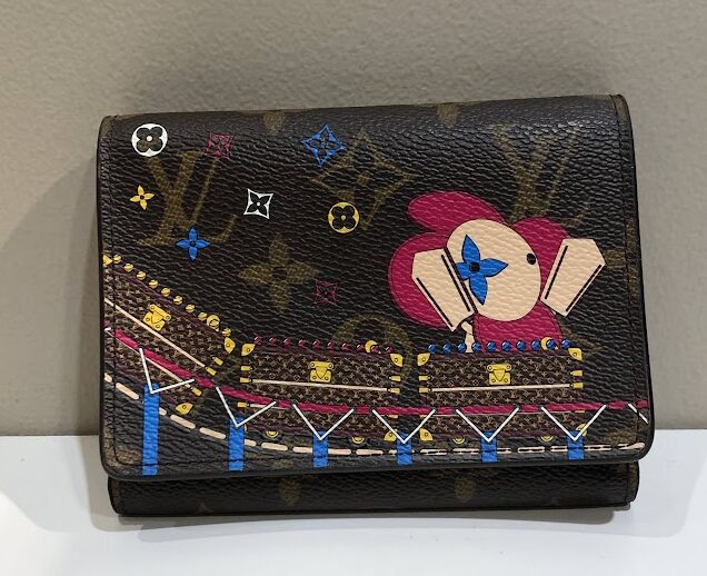 ルイヴィトン モノグラム ポルトフォイユ・ヴィクトリーヌ 阪急三番街 買取