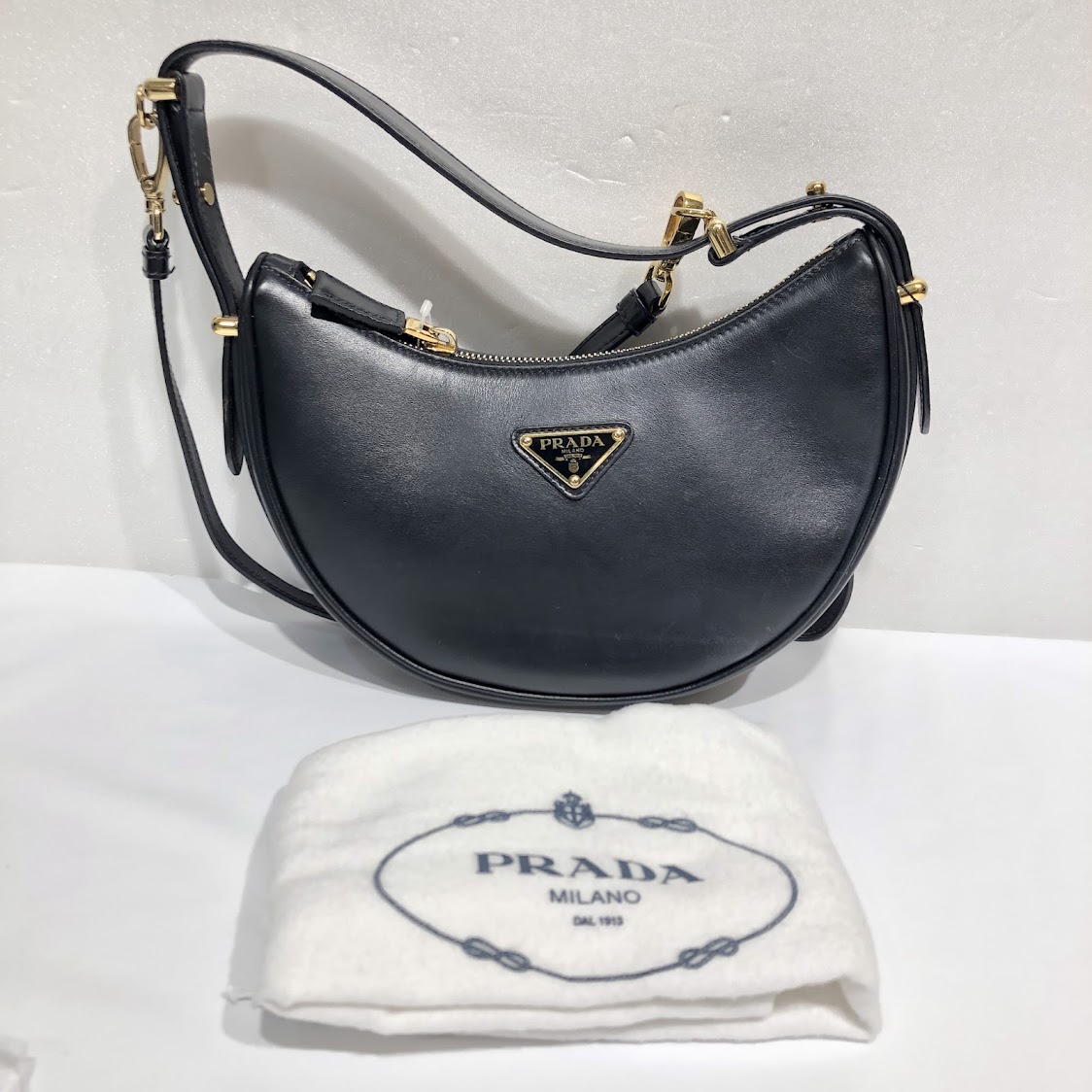 プラダ PRADA アーケ レザー 2WAYショルダーバッグ