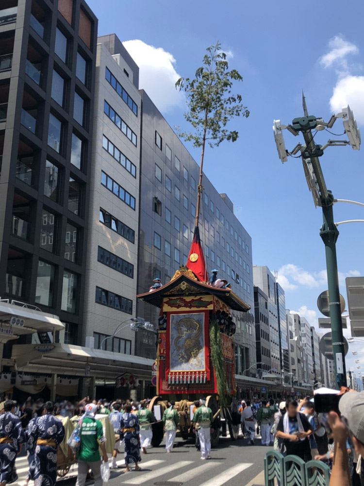 祇園祭 山鉾巡行 後祭 京都 四条 買取 河原町 烏丸 まねきや京都四条本店