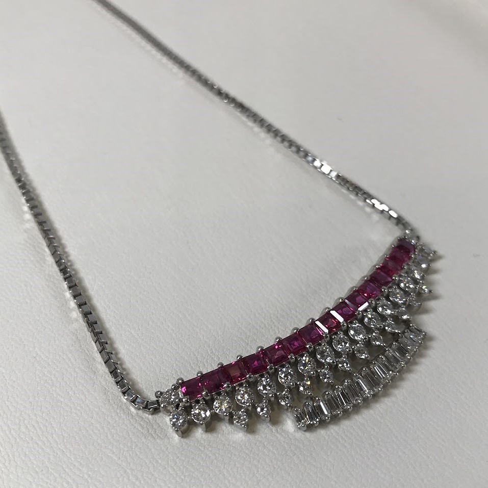 Pt900 ルビー2.37ct ダイヤ1.81ct ネックレス