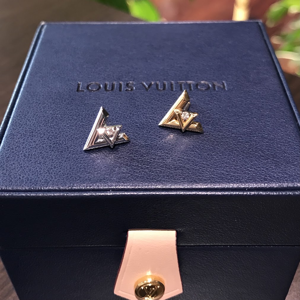 ルイヴィトン ヴォルト ワン ピアス750YG・750WG・ダイヤモンド付き