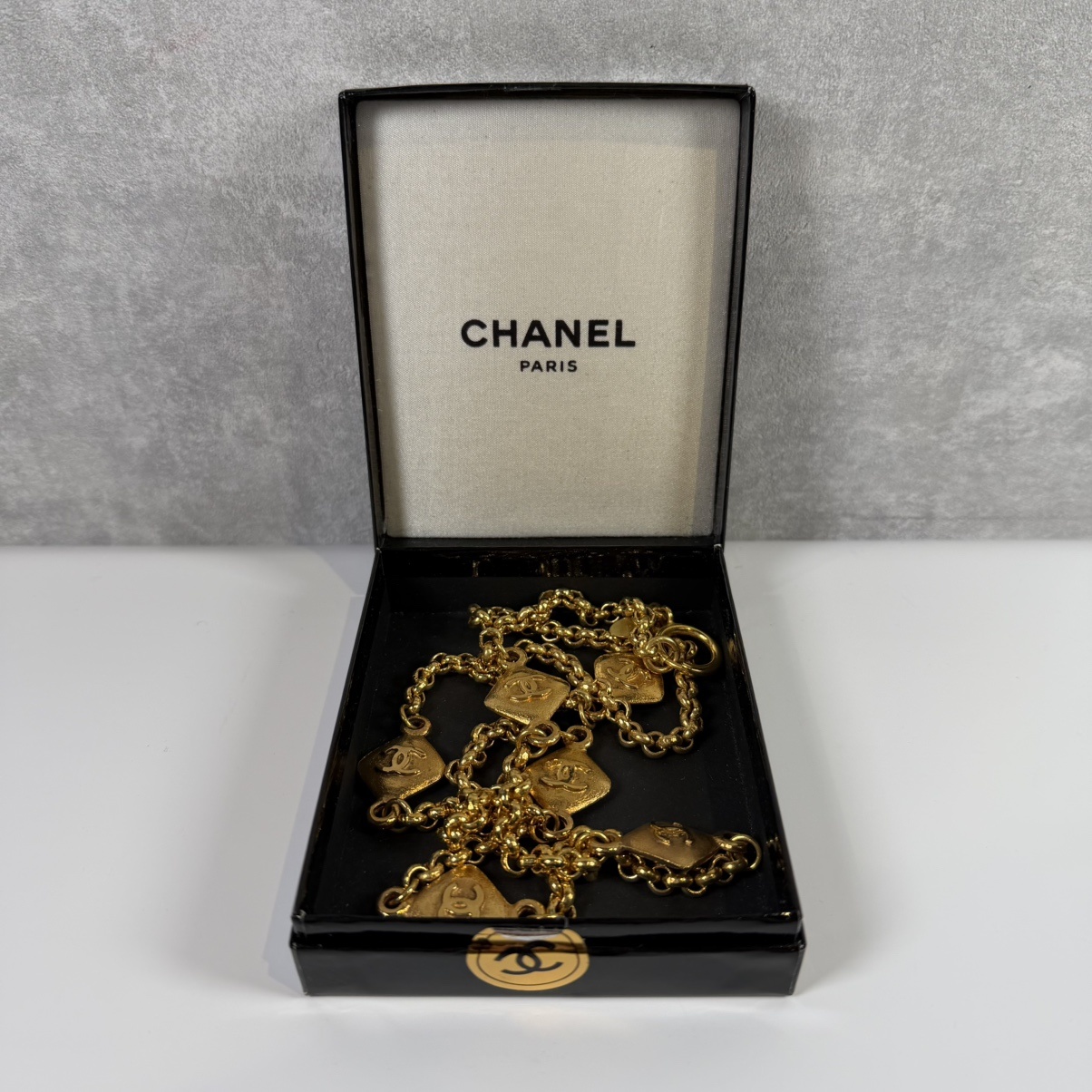 シャネル ゴールド ネックレス 買取 まねきや