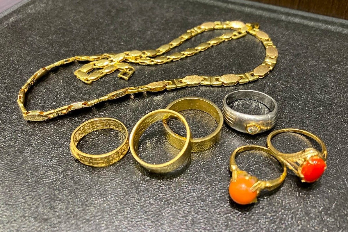 金、プラチナ製品 ルララこうほく店