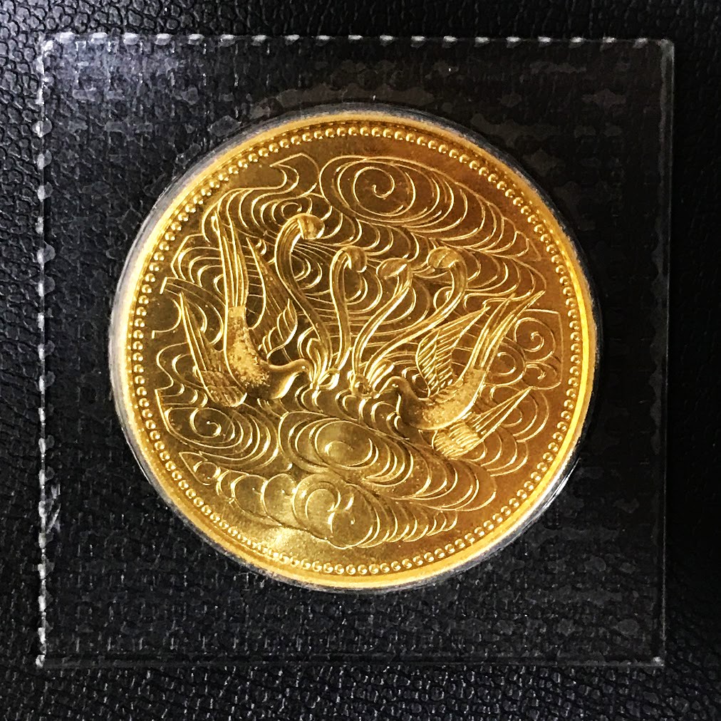 天皇陛下御在位60年記念 10万円金貨
