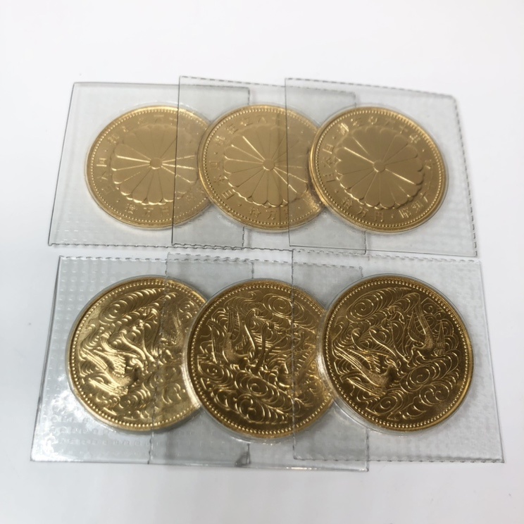 天皇陛下御在位60年記念 10万円金貨