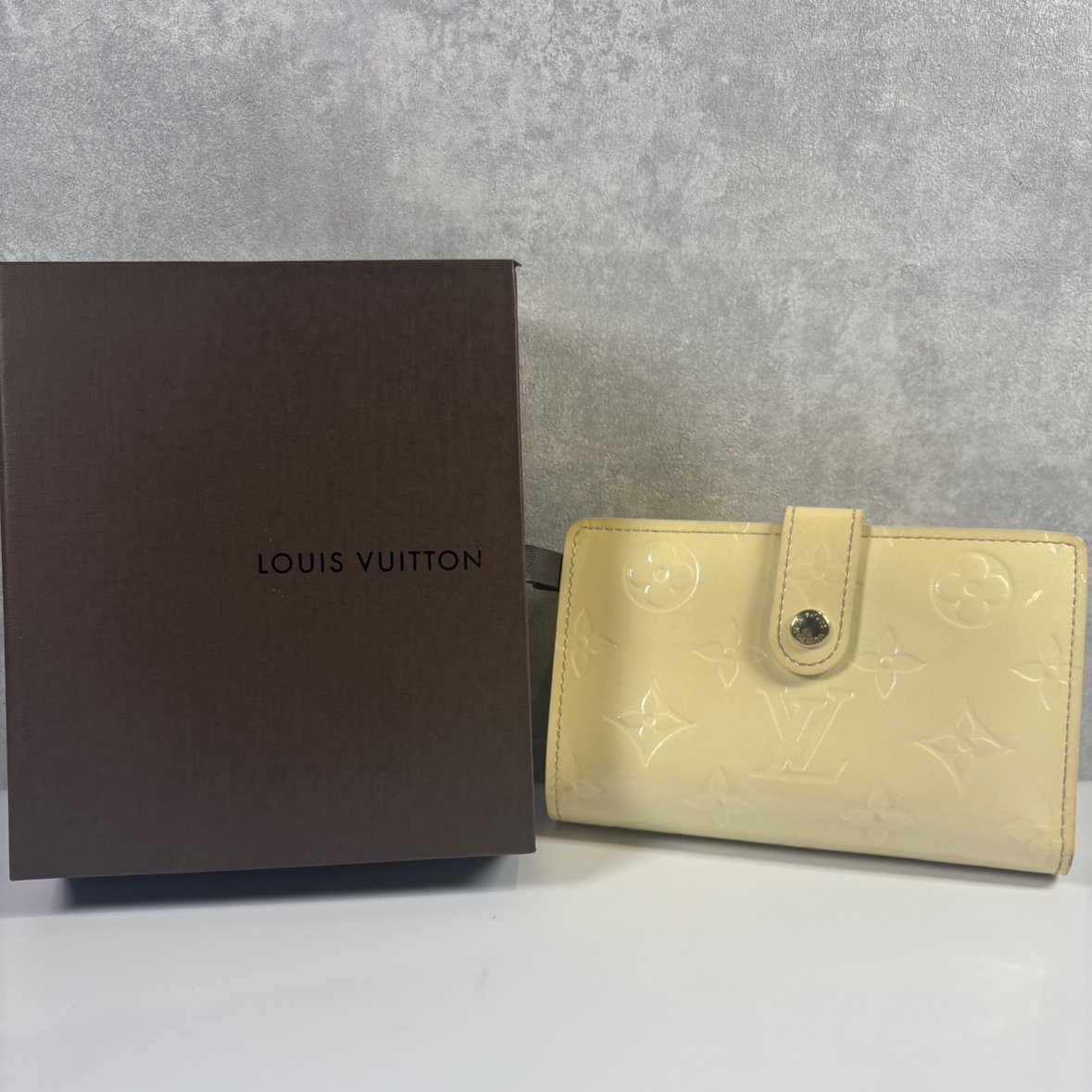 ヴィトン 財布 ブランド 買取