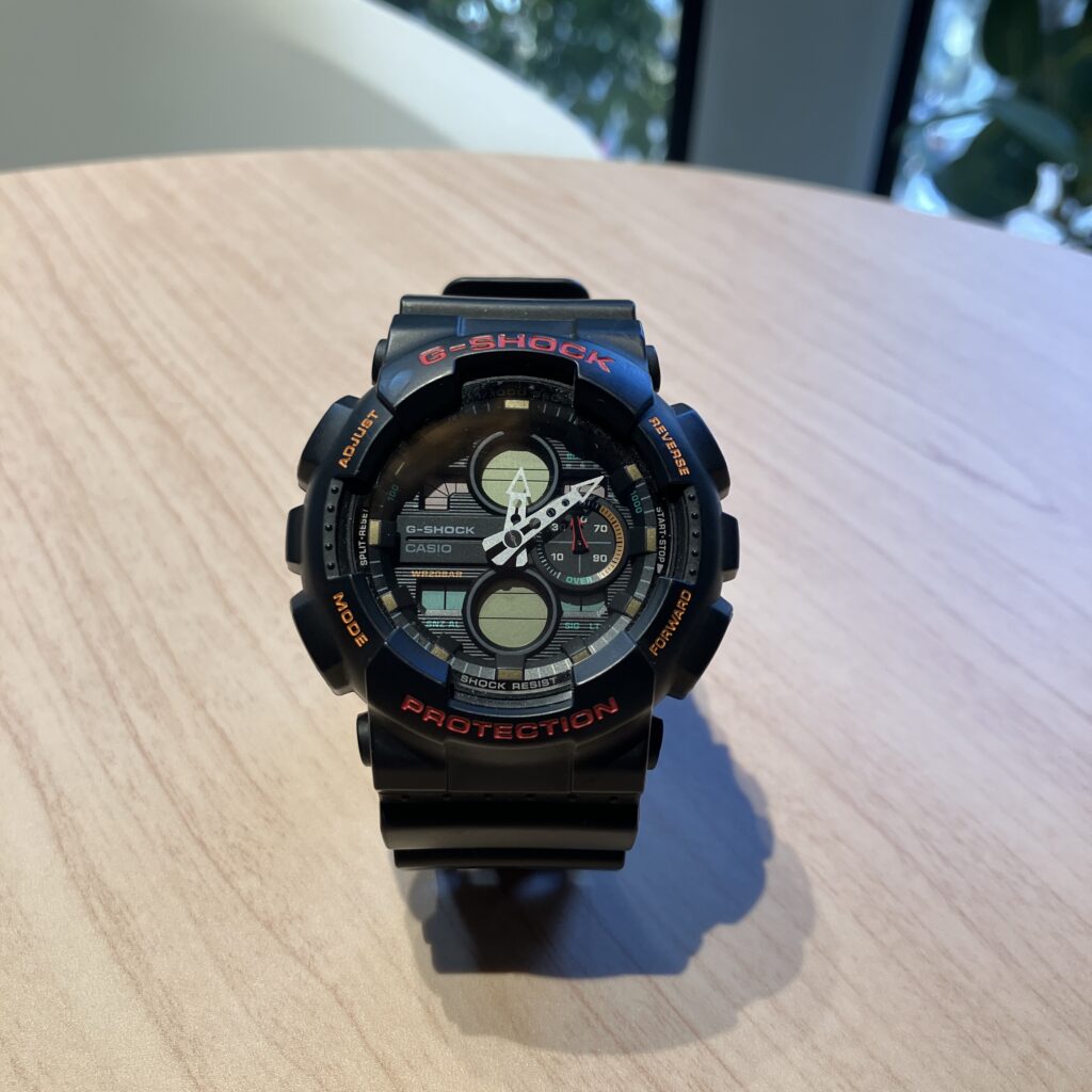 GショックGA-140不動