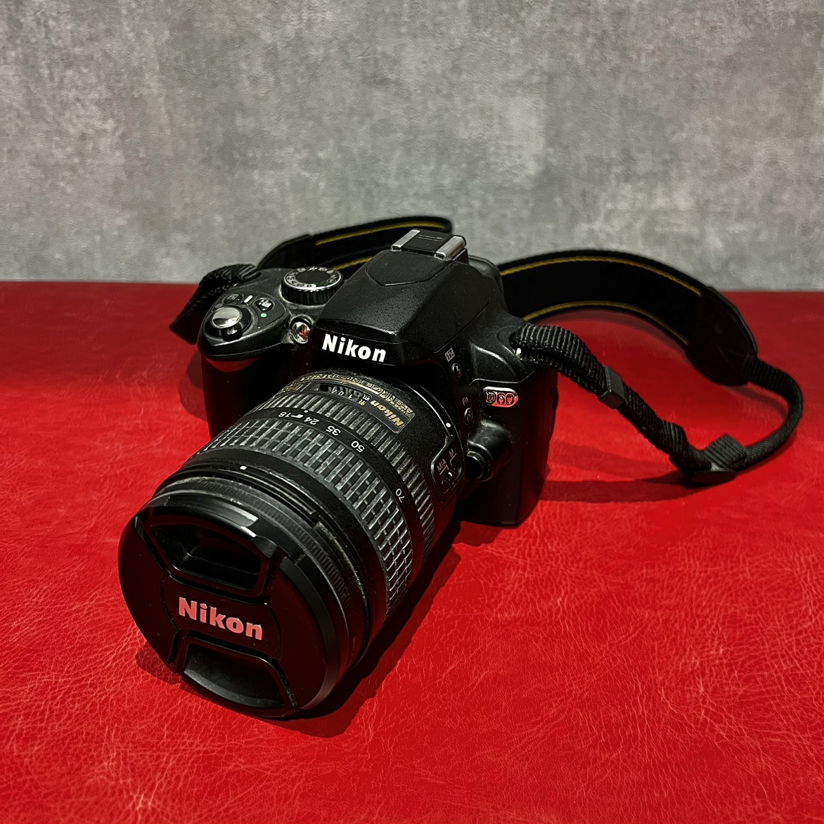 Nikon D60 デジタル一眼レフカメラ