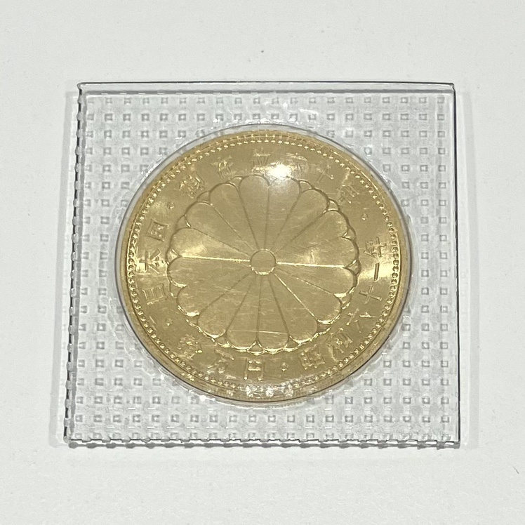 天皇陛下御在位60年記念 10万円金貨