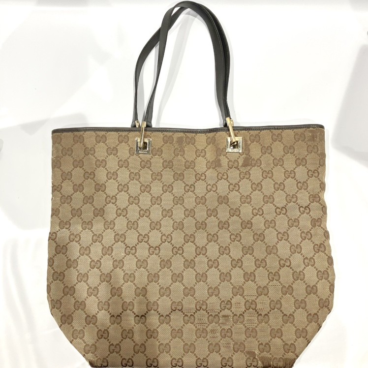 グッチ「GGキャンバス トートバッグ」