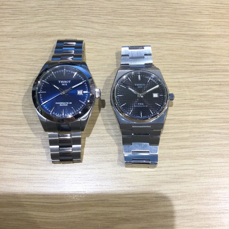 左: TISSOT ジェントルマン 40mm(型番T127.407.11.041.00)右:Tissot PRX パワーマティック 80(T137.407.11.051.00)