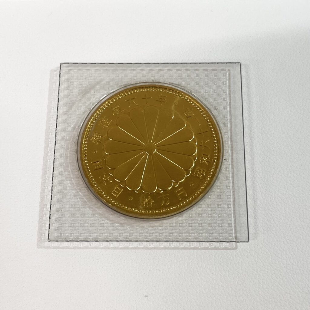 天皇陛下御在位10万円金貨