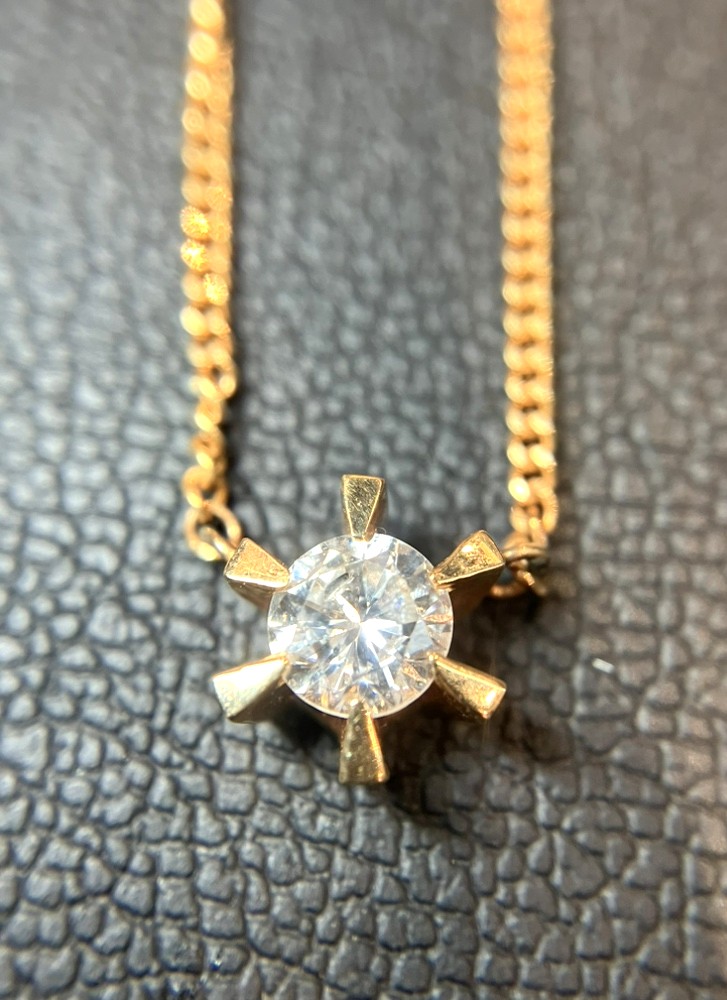K18ネックレス ダイヤ0.38ct まねきやルララこうほく店