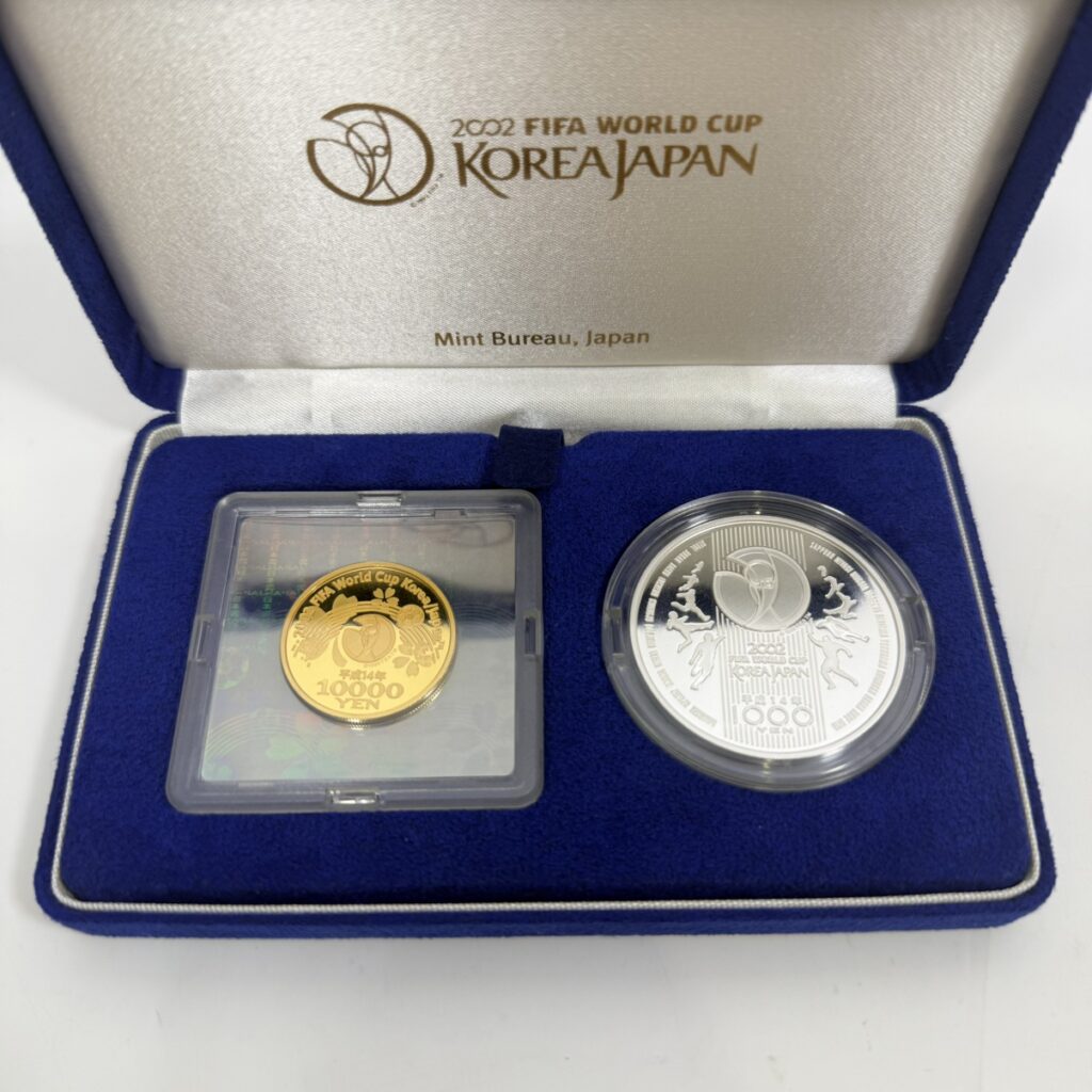 2002 FIFAワールドカップ記念貨幣 1万円金貨・千円銀貨プルーフ貨幣セット 心斎橋店 買取