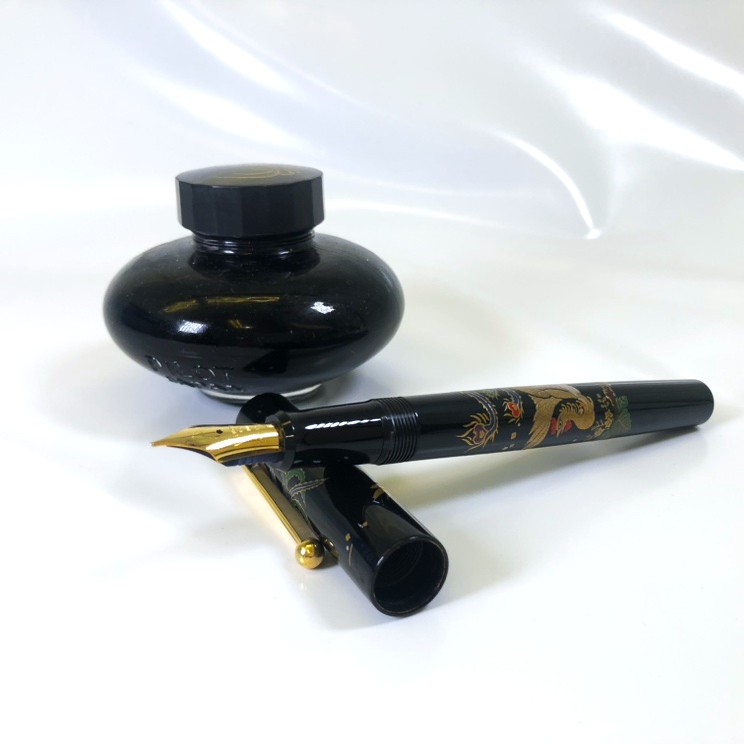 パイロット 天皇即位記念 蒔絵万年筆 梅田本店 買取